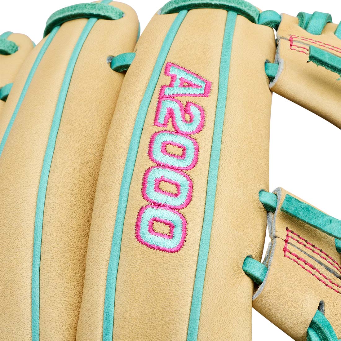 2027 Wilson A2000 1975 11.75" Infield Baseball Glove: WBG05701RT1175