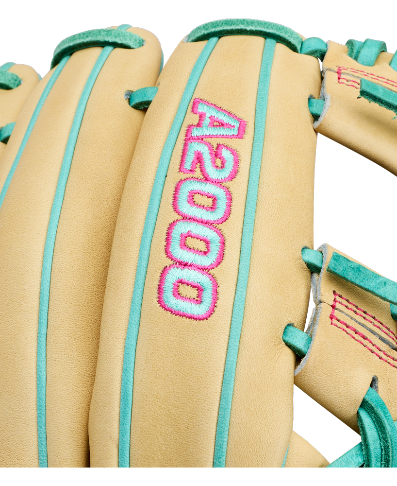 Wilson A2000 1975 11.75" Baseball Glove: WBG05701RT1175