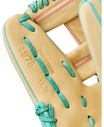 Wilson A2000 1975 11.75" Baseball Glove: WBG05701RT1175