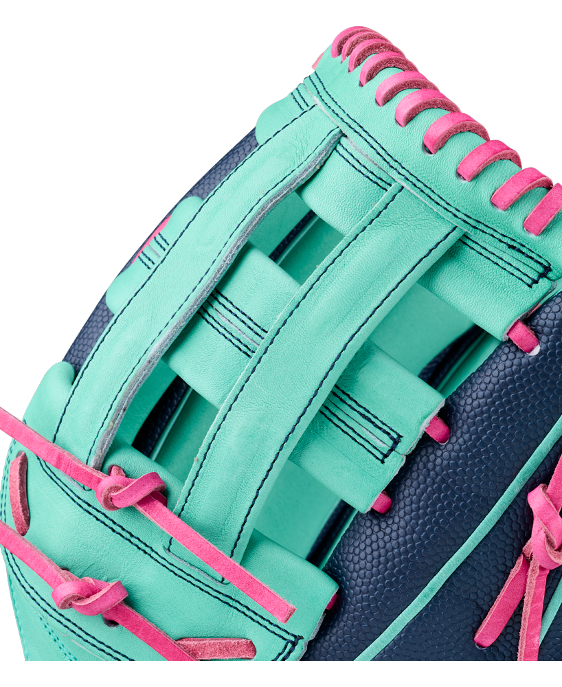 Wilson A2000 1750SS 12.5" Baseball Glove: WBG05901RT125