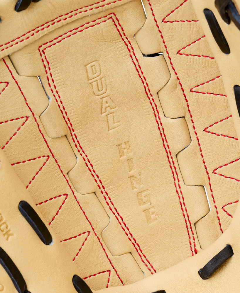Wilson A2000 DH12 12" Baseball Glove: WBG06101RT12