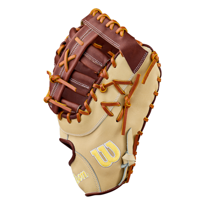 Wilson A2000 1673 13" Baseball First Base Mitt: WBG06401RT13