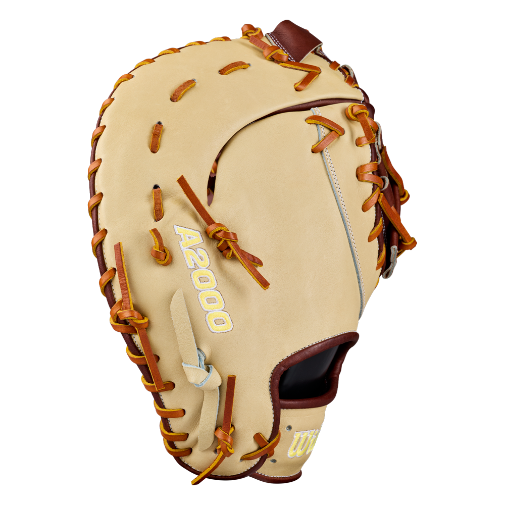 Wilson A2000 1673 13" Baseball First Base Mitt: WBG06401RT13