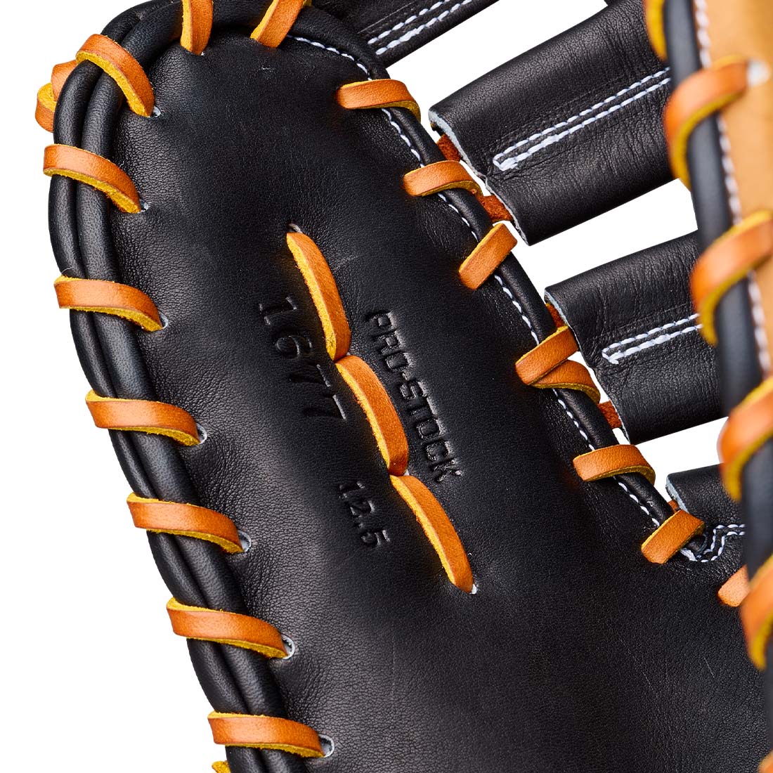 2027 Wilson A2000 1677 12.5" Baseball First Base Mitt: WBG06501RT125