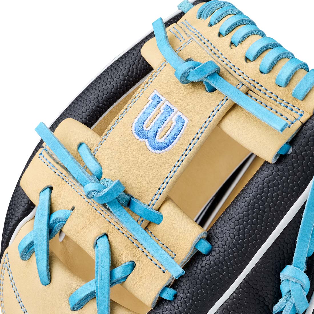 2027 Wilson A2000 FP1175SS 11.75" Infield Fastpitch Glove: WBG06601RT1175