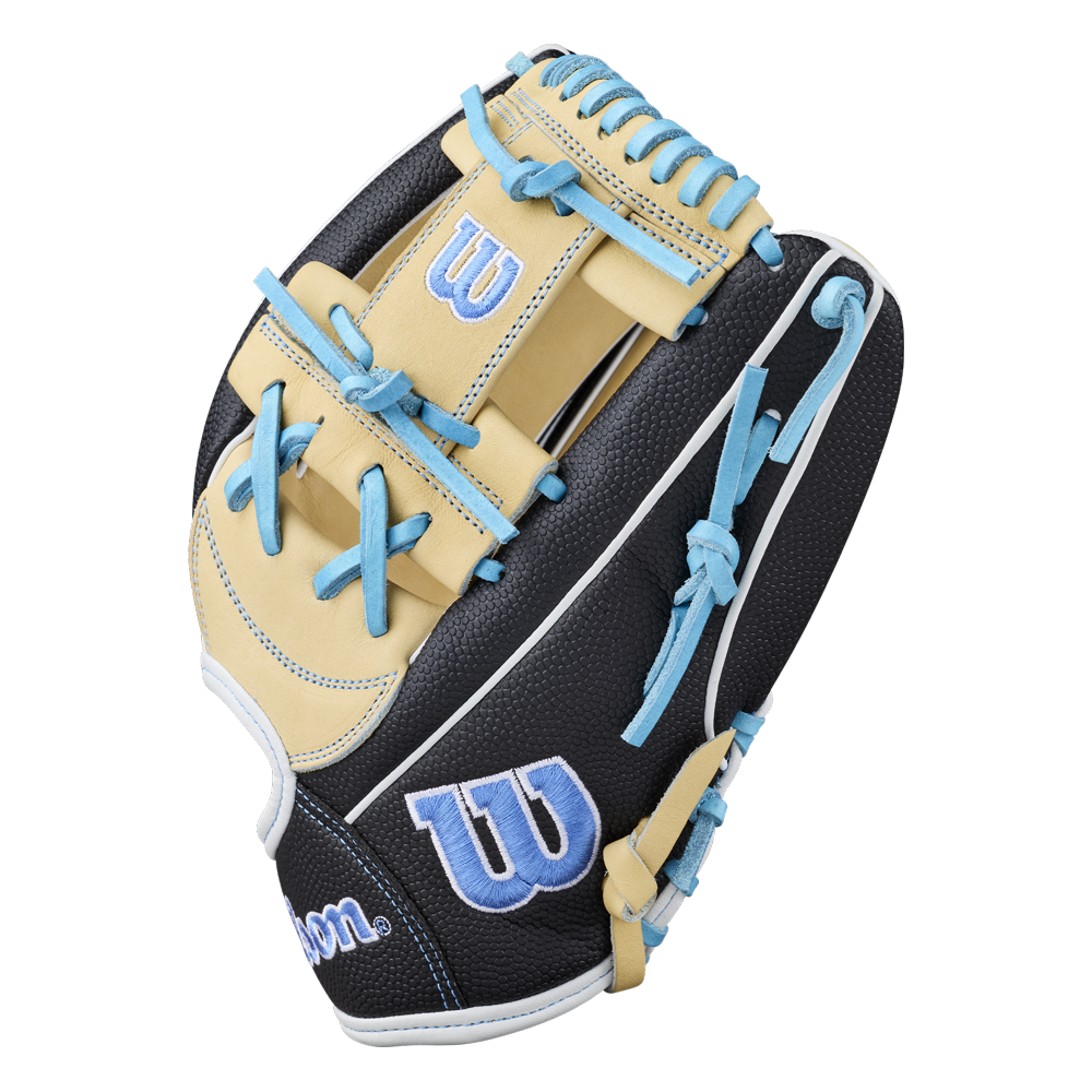 Wilson A2000 FP1175SS 11.75" Fastpitch Glove: WBG06601RT1175