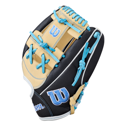 Wilson A2000 FP1175SS 11.75" Fastpitch Glove: WBG06601RT1175