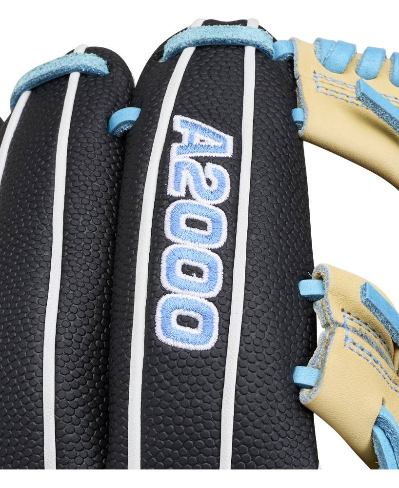 Wilson A2000 FP1175SS 11.75" Fastpitch Glove: WBG06601RT1175