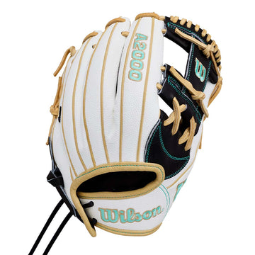 2027 Wilson A2000 H12SS 12 inch infield fastpitch glove Black White Blonde