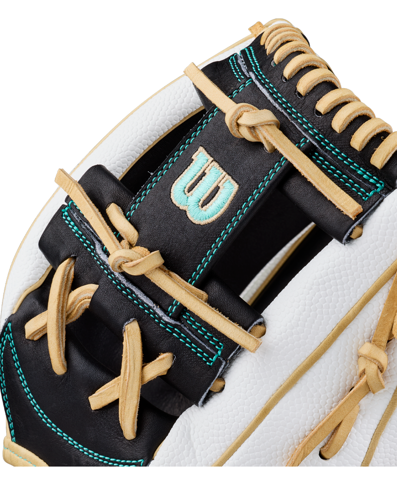 Wilson A2000 H12SS 12" Fastpitch Glove: WBG06701RT12