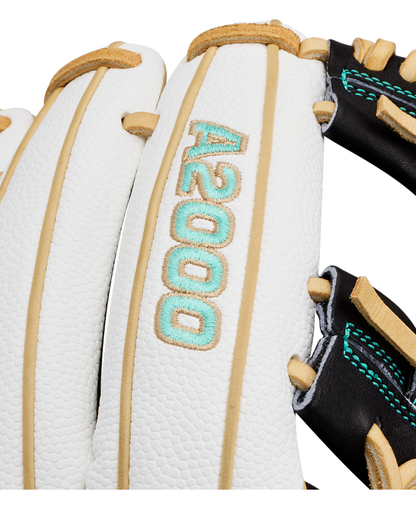 Wilson A2000 H12SS 12" Fastpitch Glove: WBG06701RT12