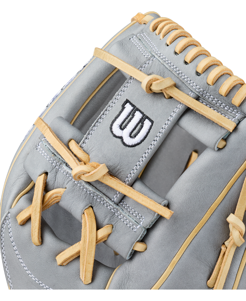 Wilson A2000 H12 12" Fastpitch Glove: WBG06801RT12