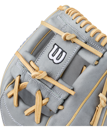 Wilson A2000 H12 12" Fastpitch Glove: WBG06801RT12