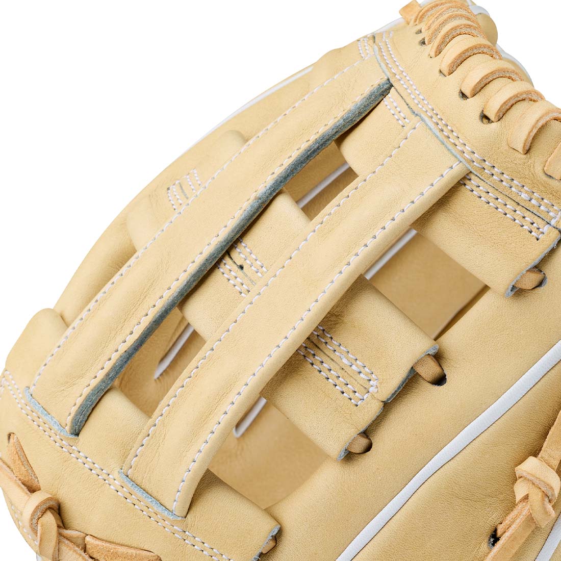 2027 Wilson A2000 FP1712 12" Utility Fastpitch Glove: WBG07001RT125