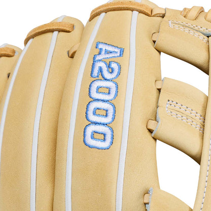 2027 Wilson A2000 FP1712 12" Utility Fastpitch Glove: WBG07001RT125
