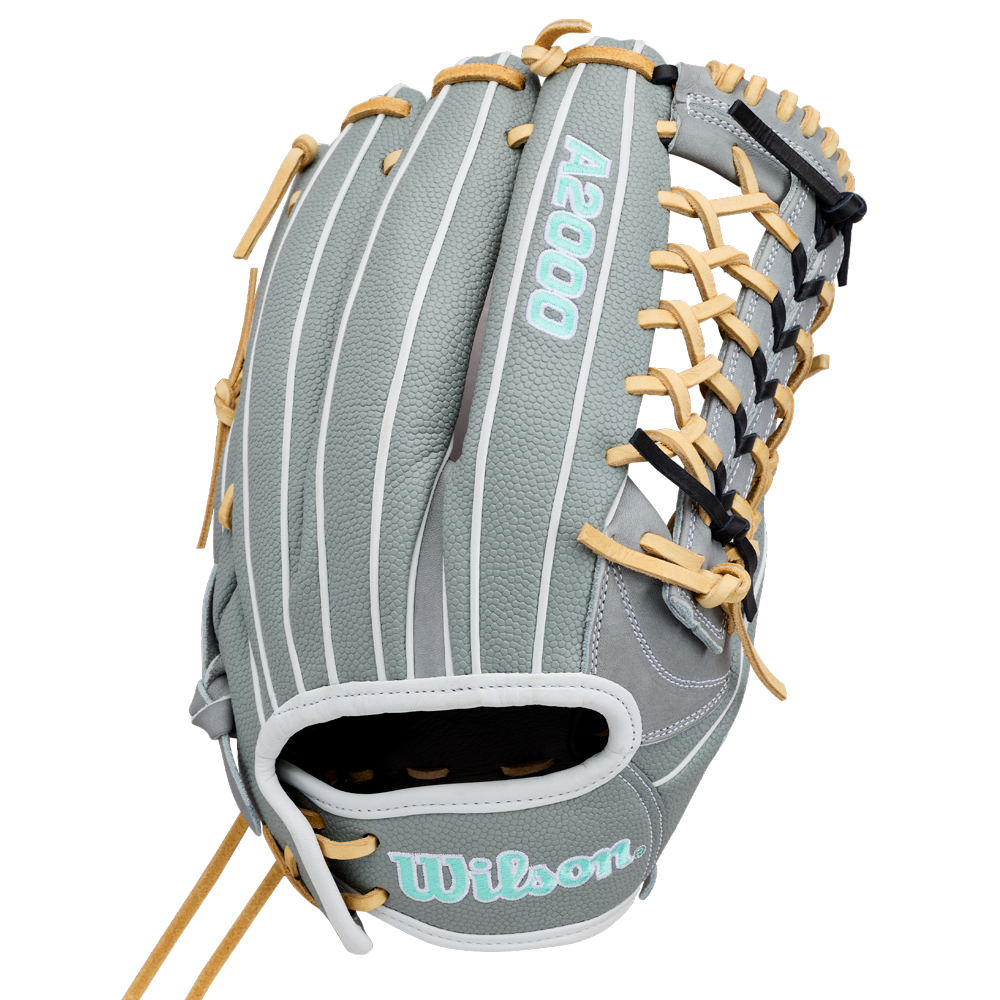 Wilson A2000 T125SS 12.5" Fastpitch Glove: WBG07001RT125