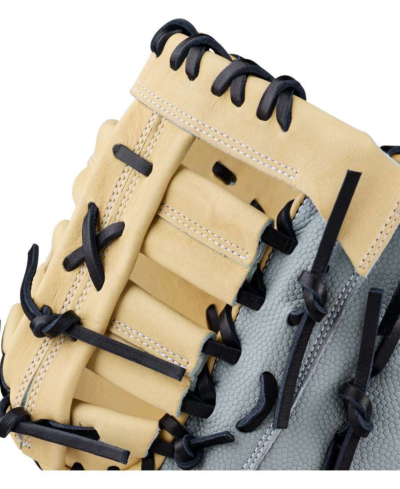 Wilson A2000 FP1620SS 12.5" Fastpitch First Base Mitt: WBG07401RT125