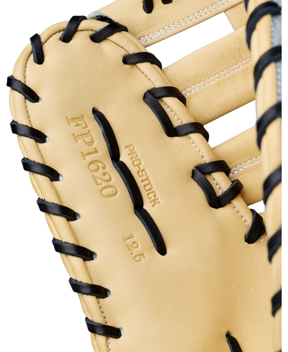 Wilson A2000 FP1620SS 12.5" Fastpitch First Base Mitt: WBG07401RT125