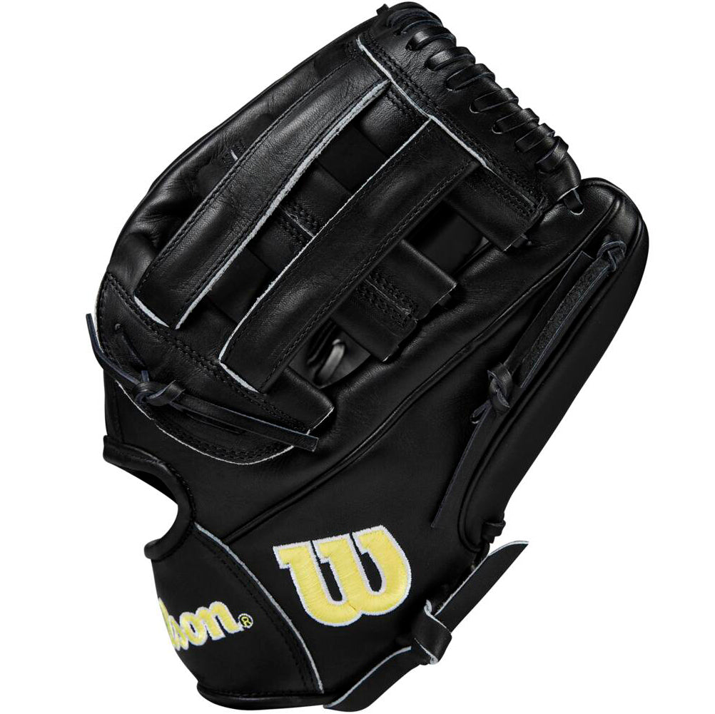 Wilson A2000 DW5 12" Baseball Glove: WBW10207712