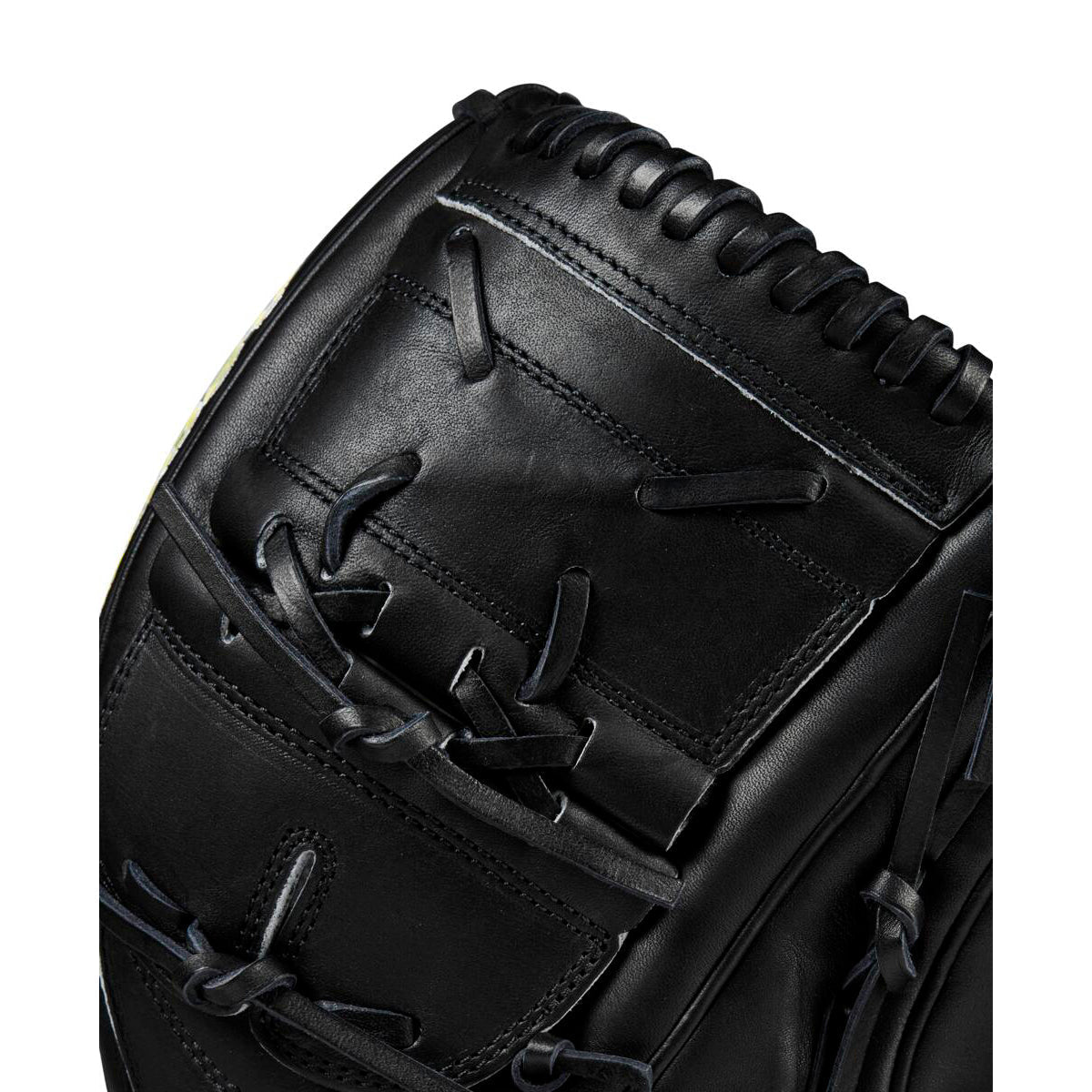 Wilson A2000 B2 12" Baseball Glove: WBW10208012