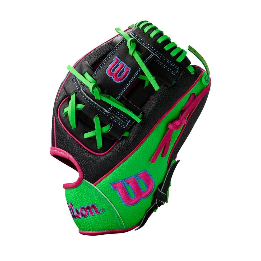 2025 Wilson Summer A2000 1786SS 11.5" Infield Baseball Glove: WBW103218115