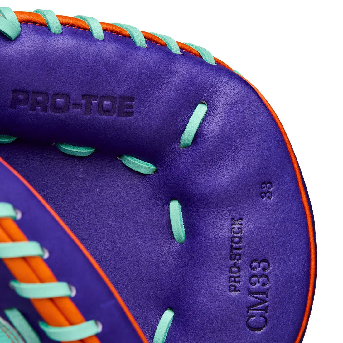 Wilson A2000 CM33SS 33" Winter Collection Catcher's Mitt: WBW10394233