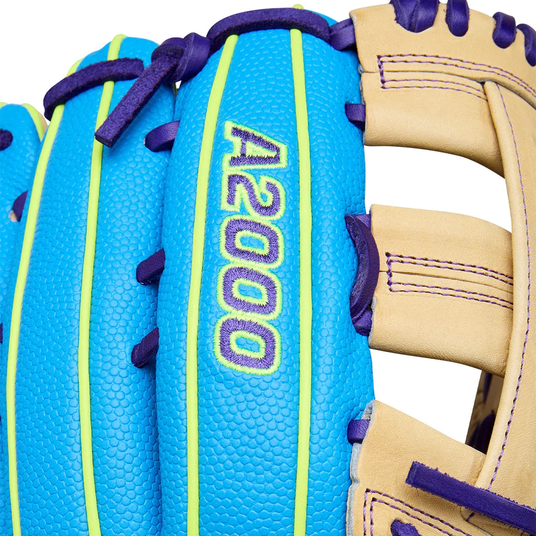Wilson A2000 1750SS 12.5" Winter Collection Baseball Glove: WBW104006125