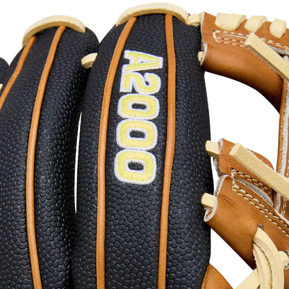 2026 Wilson A2000 Classic Series 1975SS 11.75" Infield Baseball Glove: WBW1041121175
