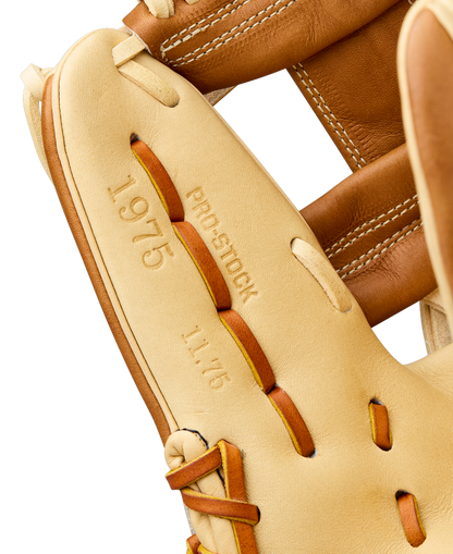 Wilson A2000 1975 11.75" Baseball Glove: WBW1041131175