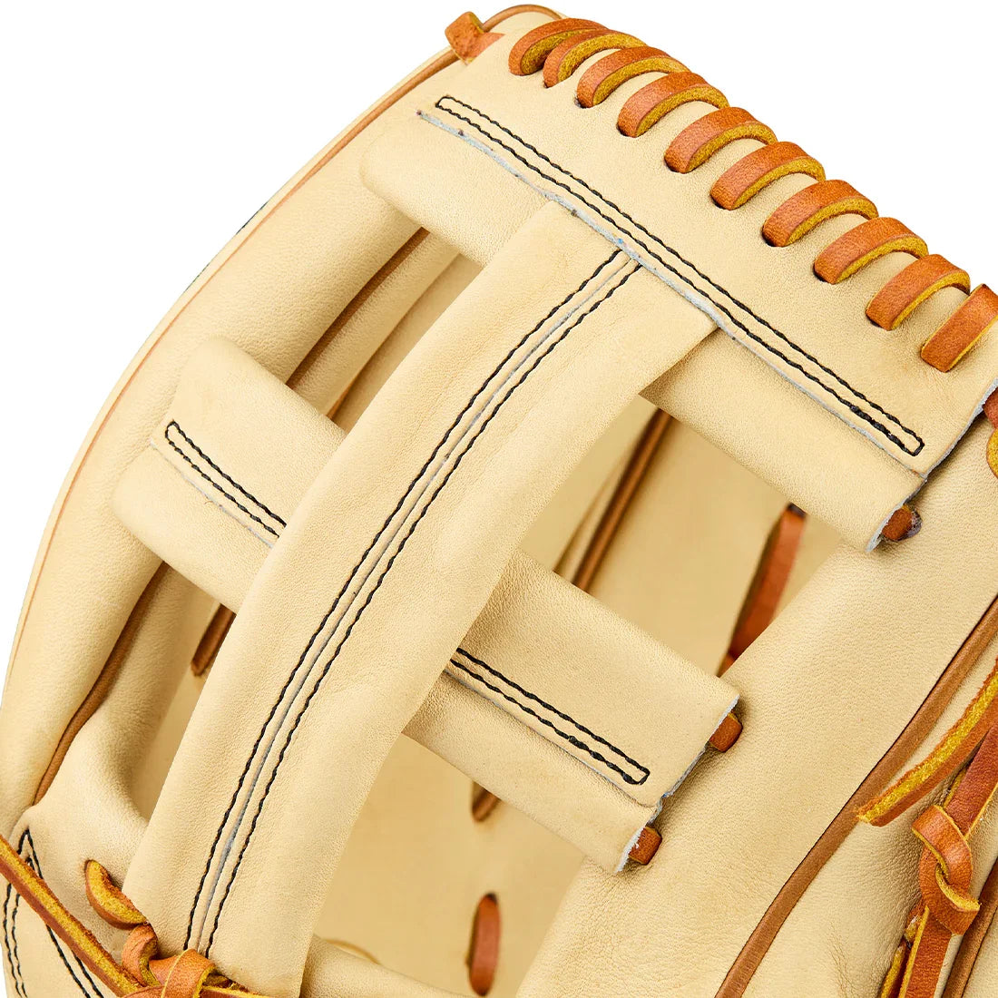 2026 Wilson A2000 Classic Series EL3 11.75" Infield Baseball Glove: WBW1041141175