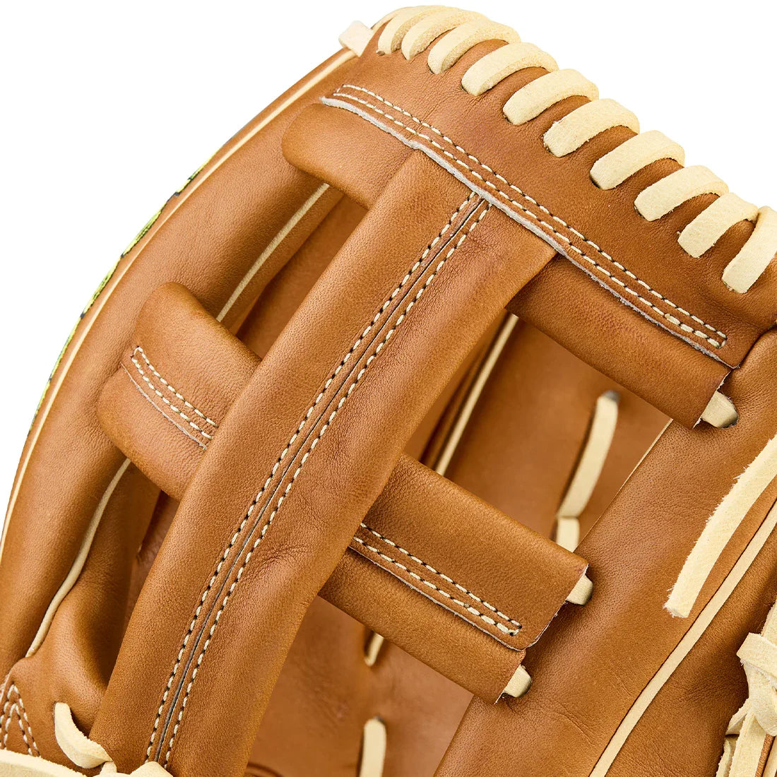 2026 Wilson A2000 Classic Series EL3 11.75" Infield Baseball Glove: WBW1041151175