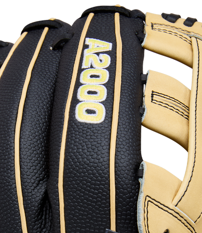 Wilson A2000 DW5 12" Baseball Glove: WBW10411612