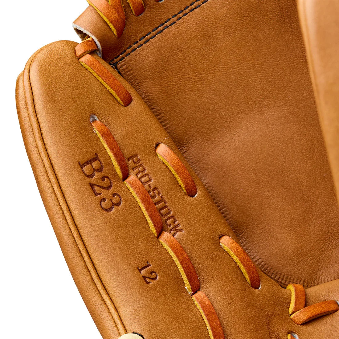 2026 Wilson A2000 Classic Series B23 12" Pitcher Baseball Glove: WBW10411712