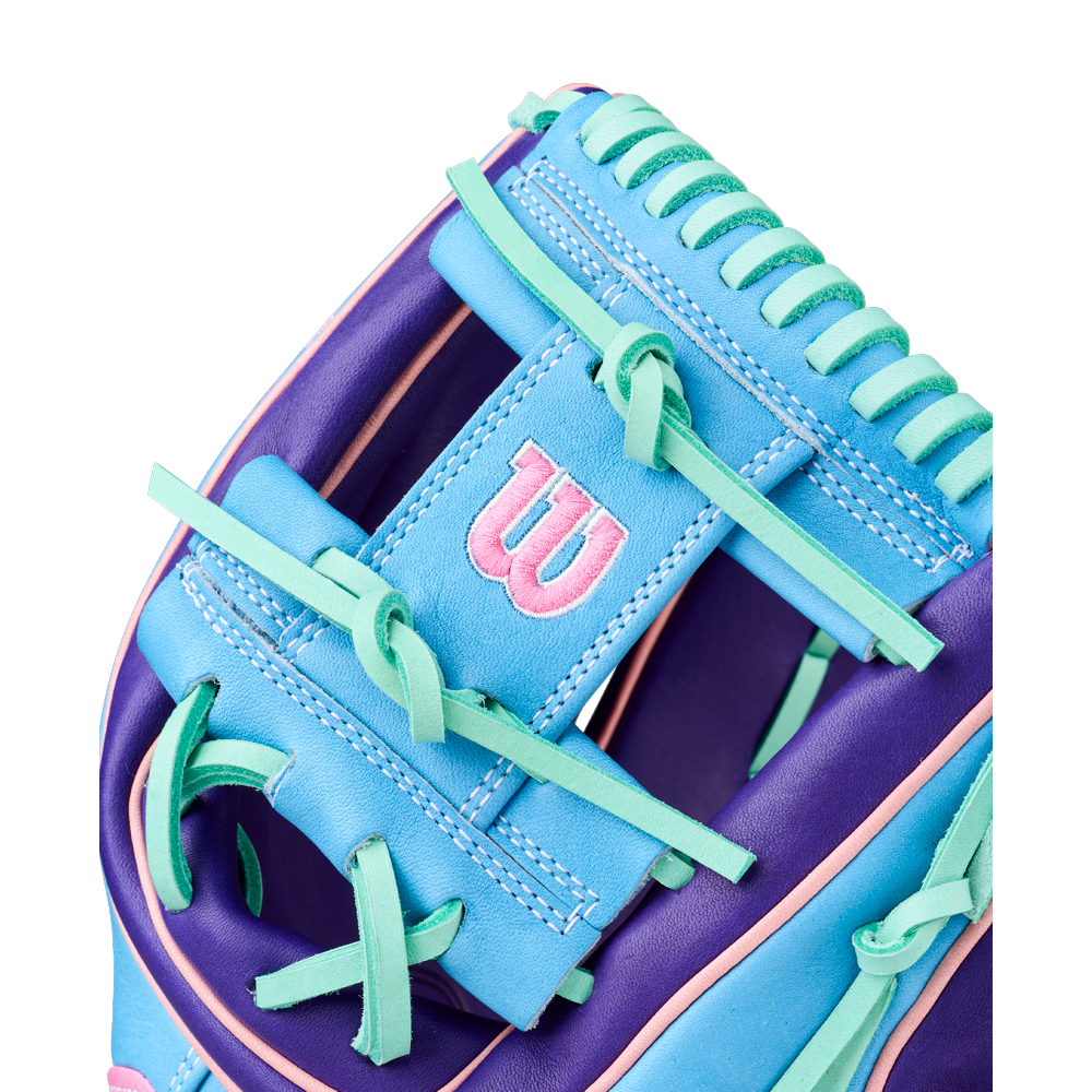 Wilson A2K 1720 11.5" Baseball Glove - GOTM October 2025: WBW104220115