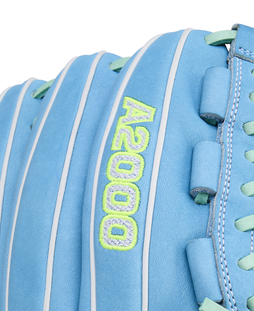 Wilson A2000 FPHG 12" Fastpitch Glove: WBW10423512