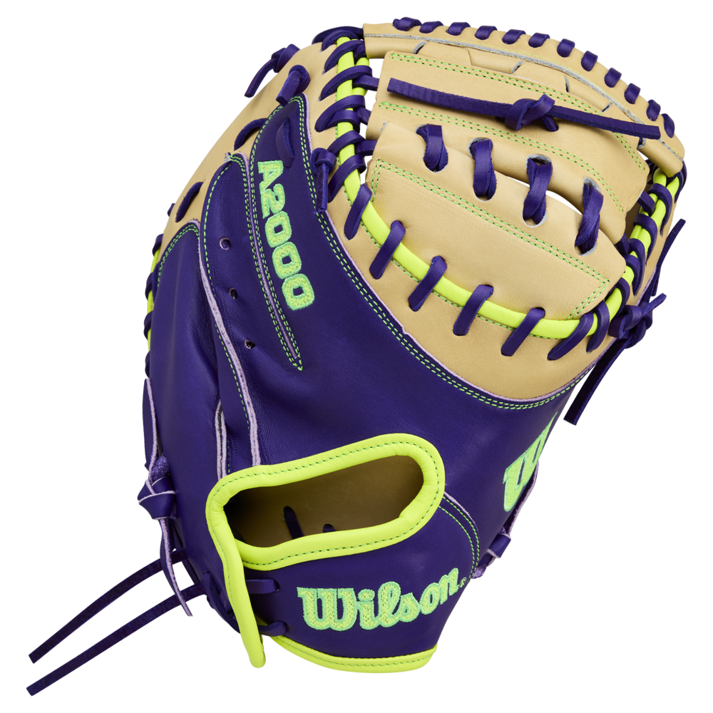 Wilson A2000 FPCM23 34" Fastpitch Catcher's Mitt: WBW10423934