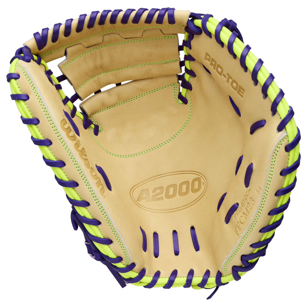 Wilson A2000 FPCM23 34" Fastpitch Catcher's Mitt: WBW10423934