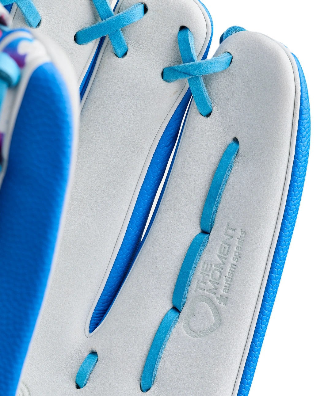 Wilson Love the Moment A2000 T125SS 12.5" Fastpitch Glove: WBW104839125
