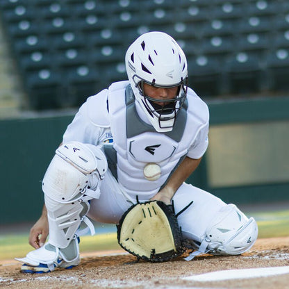 Easton Youth Mav X Baseball Catchers Kit