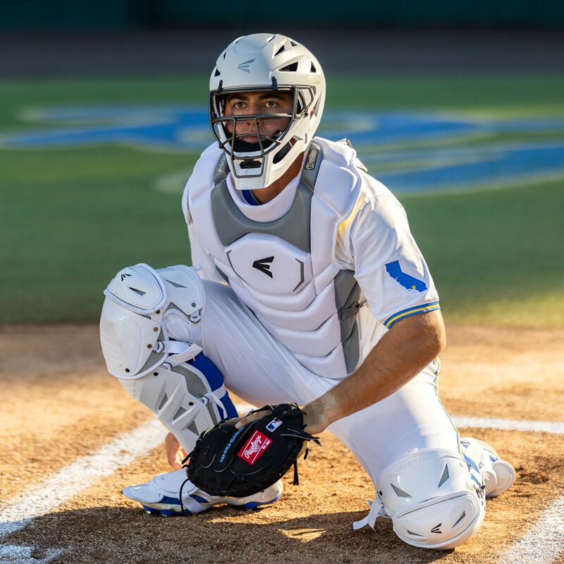 Easton Youth Mav X Baseball Catchers Kit