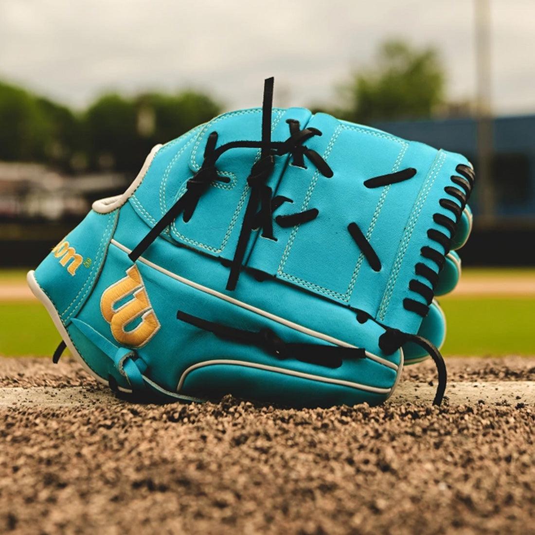 Wilson A2000 SA17 12" Spring Collection Pitcher's Baseball Glove: WBW10255012