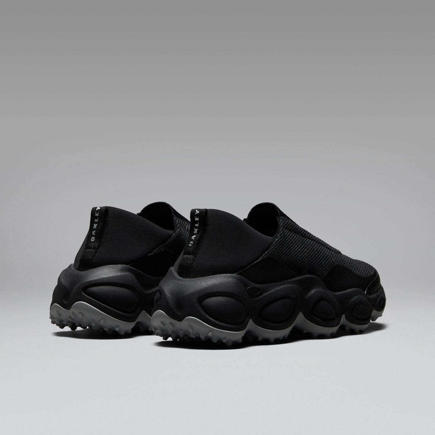 Oakley Men's Eon Shift Sneakers