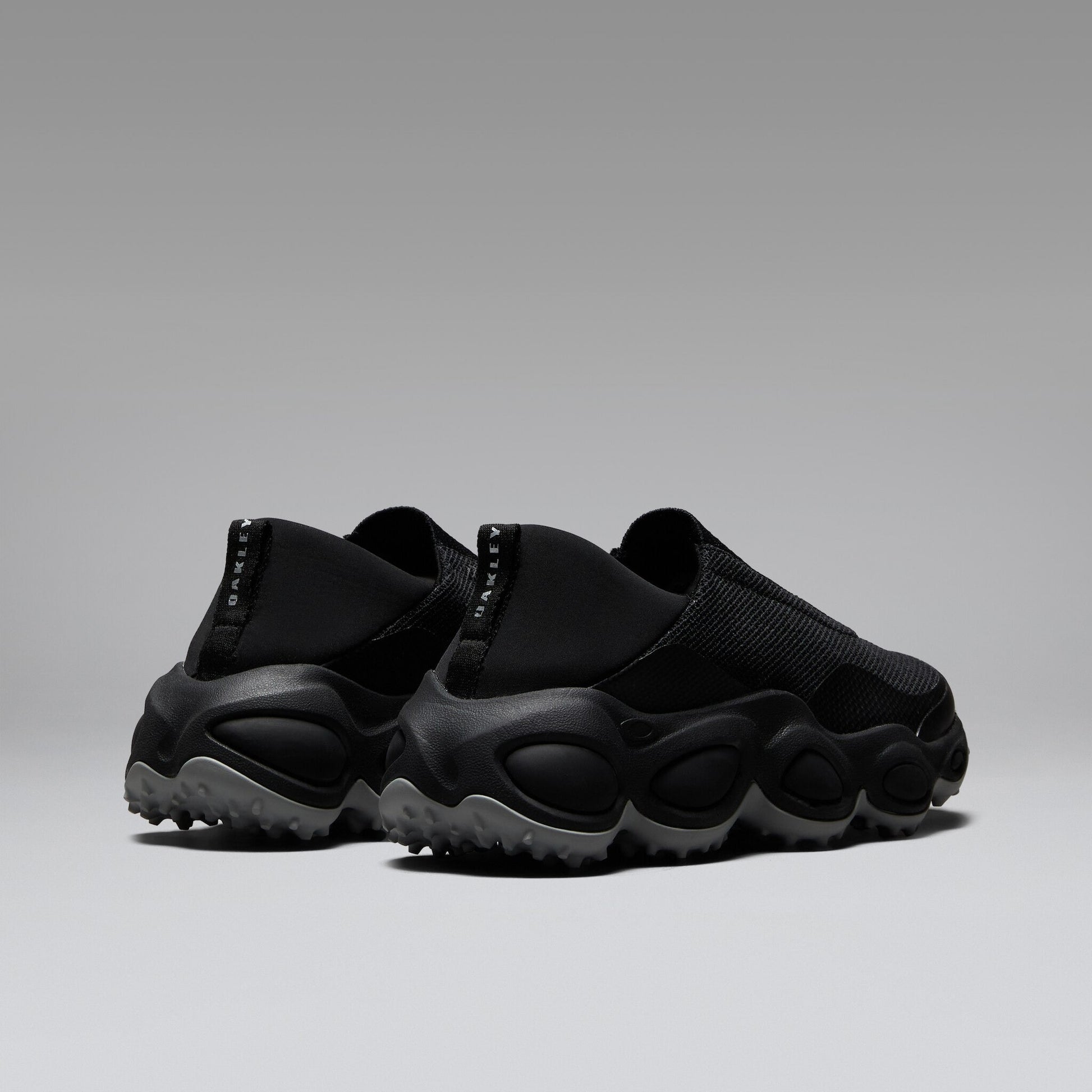 Oakley Men's Eon Shift Sneakers