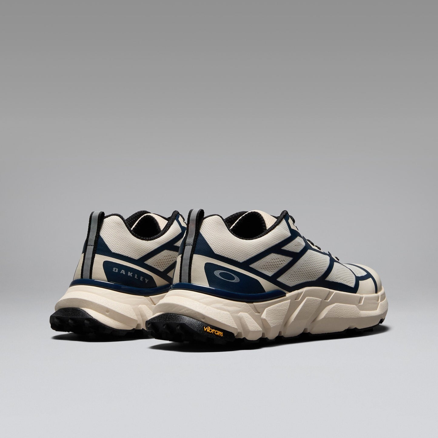 Oakley Men's Light Breathe Sneakers