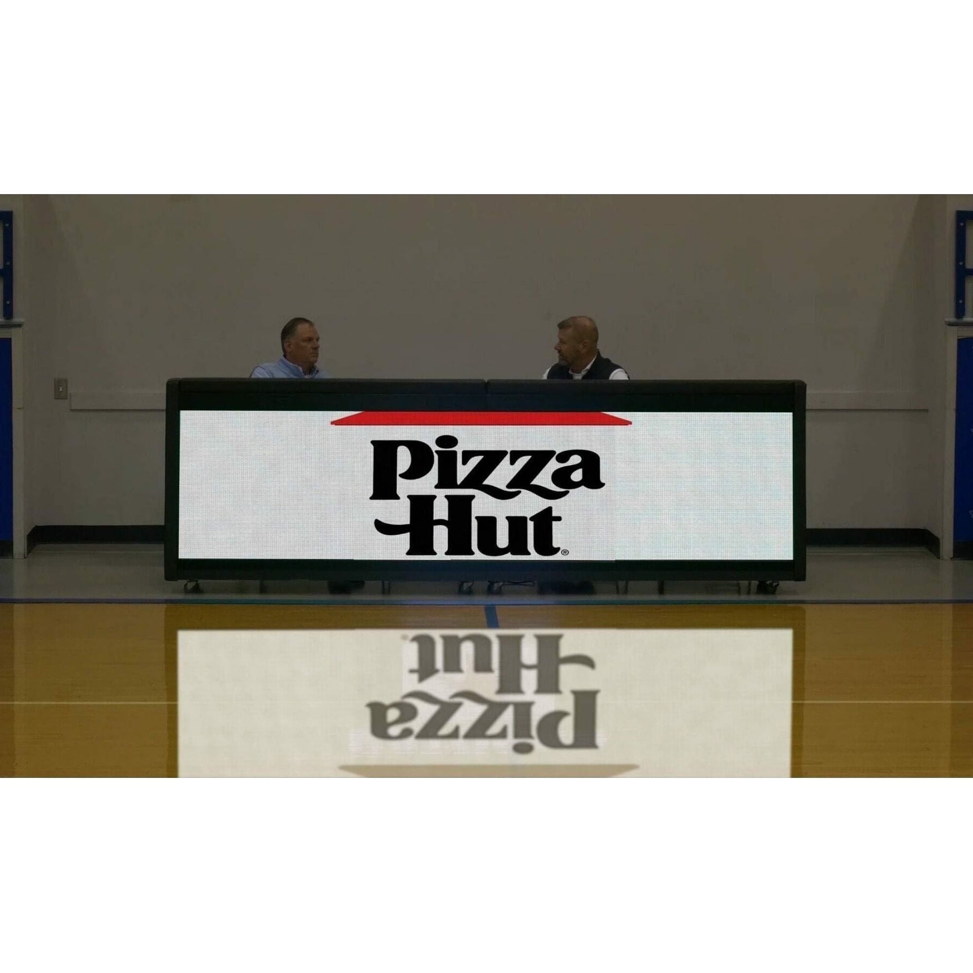 Boostr Displays 15ft. Crystal LED Series with 2ft. Signage Scoring Table
