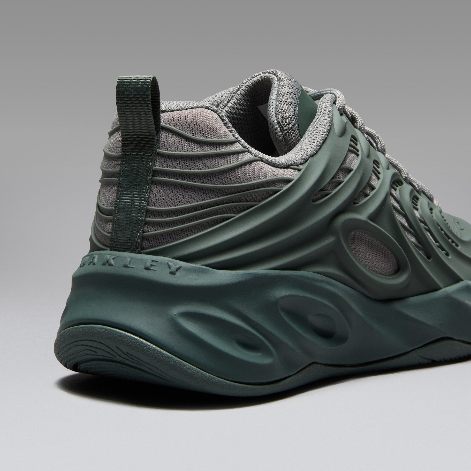 Oakley Men's Strike Sneakers