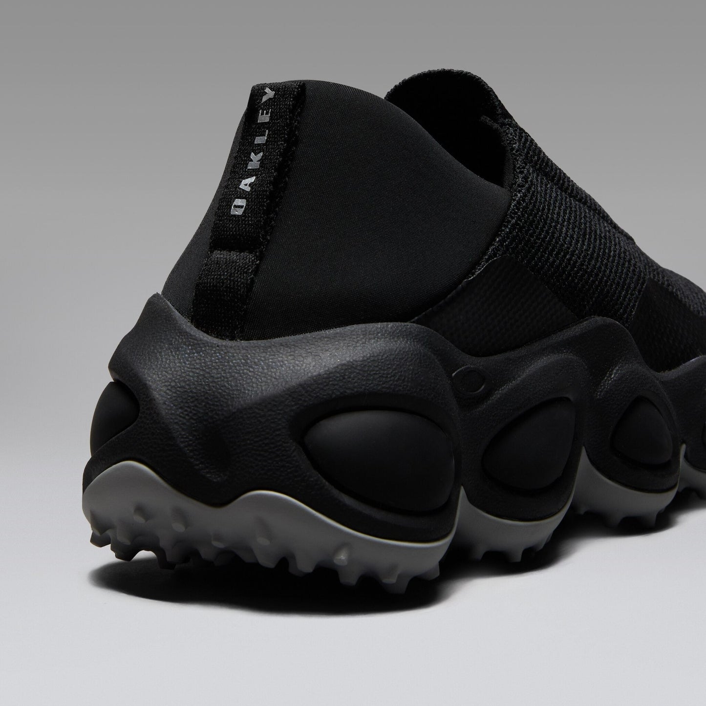 Oakley Men's Eon Shift Sneakers