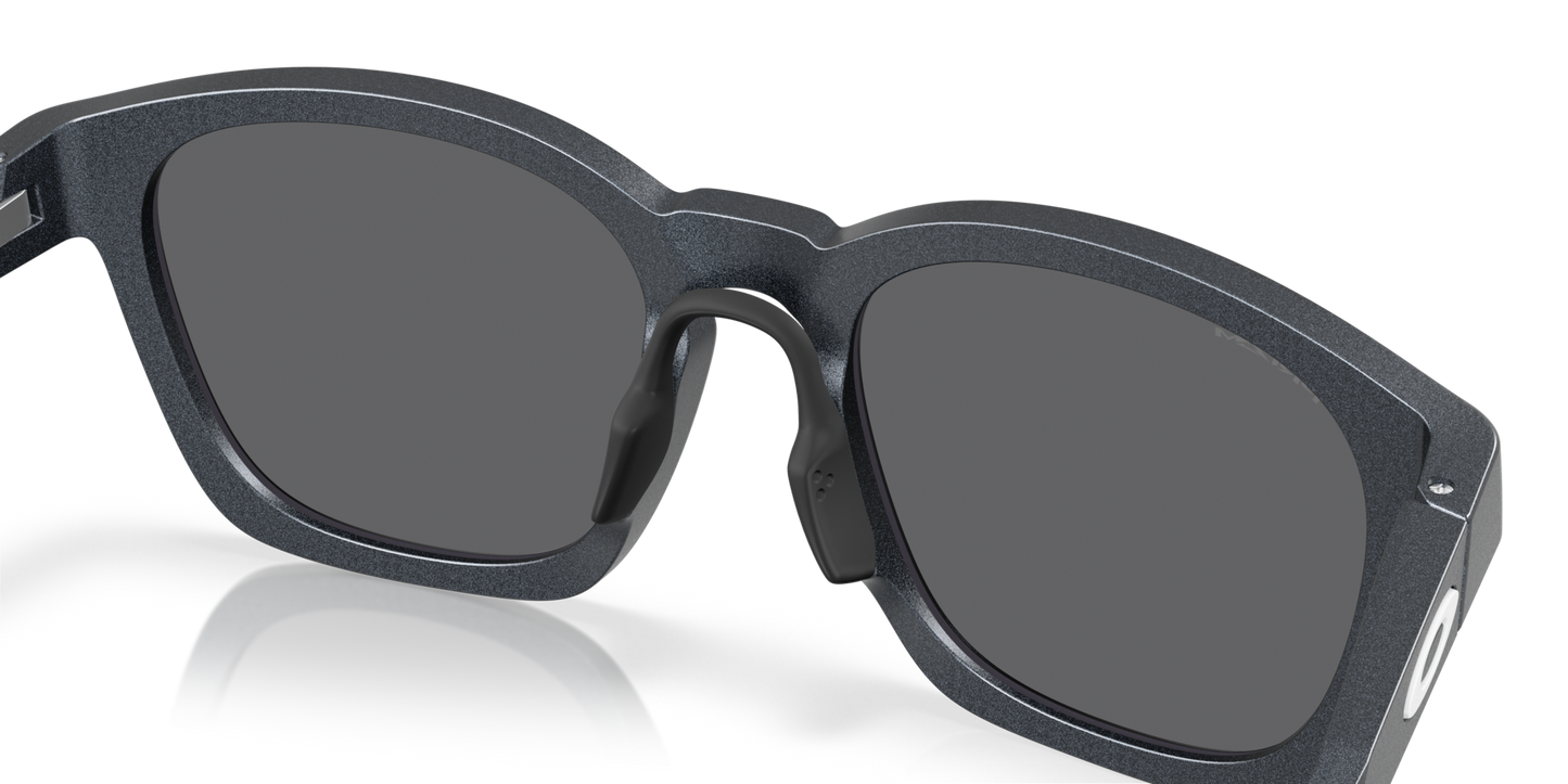 Oakley Shackle Glasses