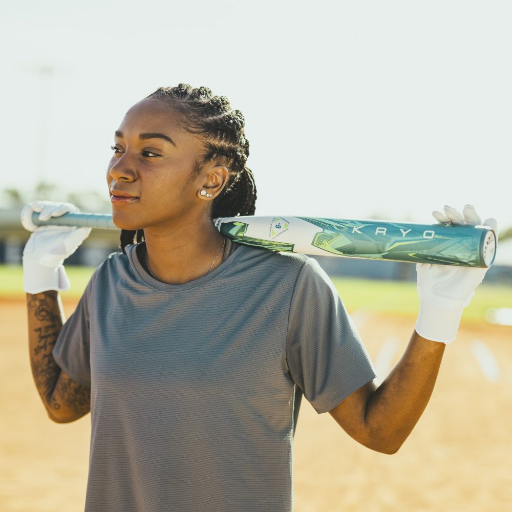 2026 Louisville Slugger Kryo (-8) Fastpitch Softball Bat: WBL4137010 (DEMO)