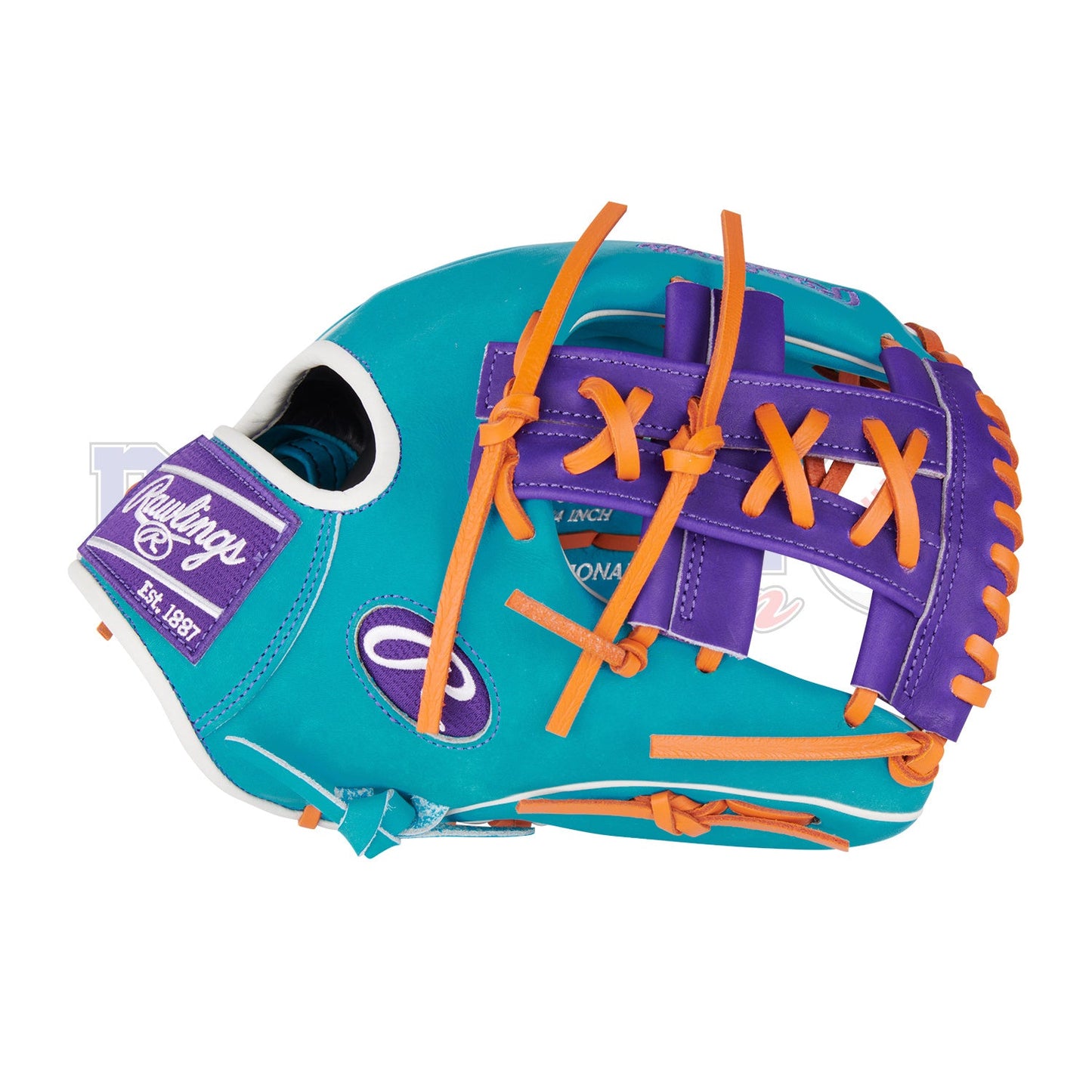 PROR205-32TEP April 2025 Gold Glove Club Heart of the Hide 11.75" Baseball Glove